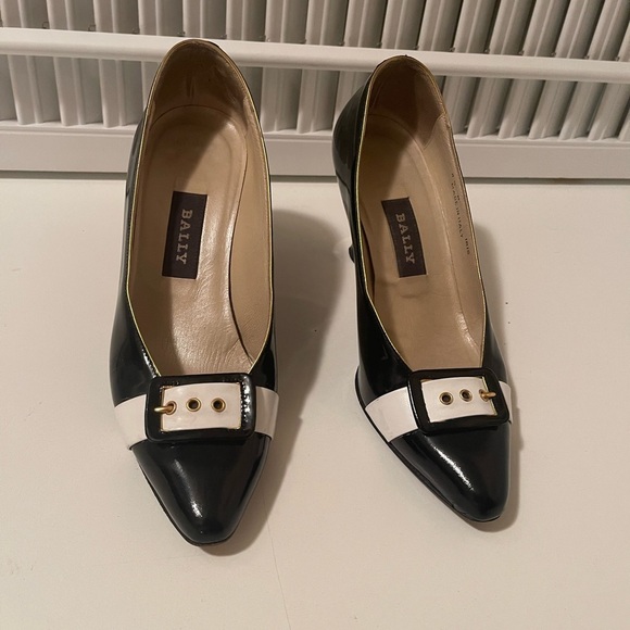 Bally Italian patent leather shoes , gorgeous design - Picture 1 of 9